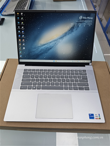 Máy tính xách tay Dell Inspiron 5630(Core i5-1340P, Ram 16GB, SSD 512GB, 16.0 inch QHD 2K, Win 11, Vỏ Nhôm, Màu Bạc)
